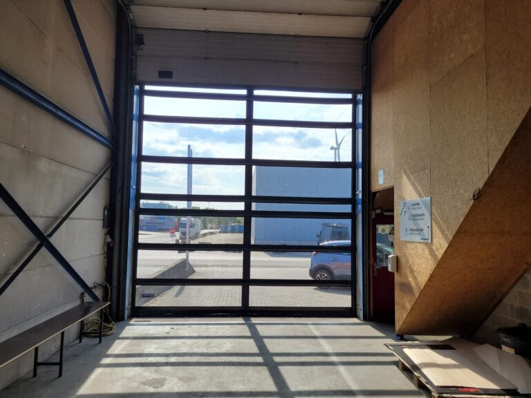 Binnenaanzicht ventipoort die warmte afvoert en stof tegenhoudt